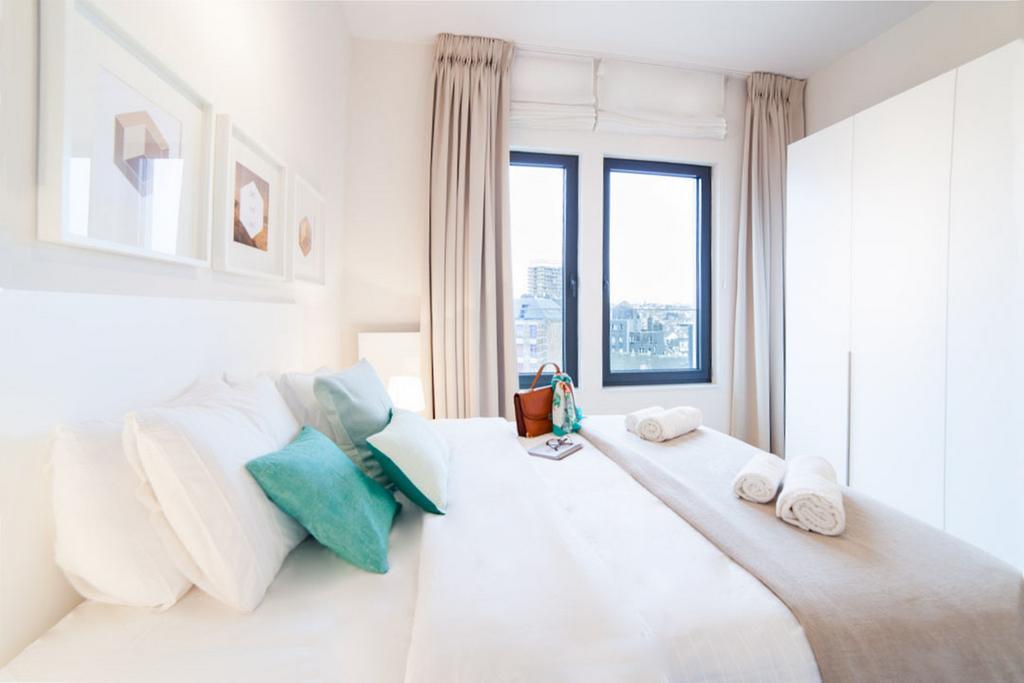 Sweet Inn Apartments - Madou Brussels Exterior photo