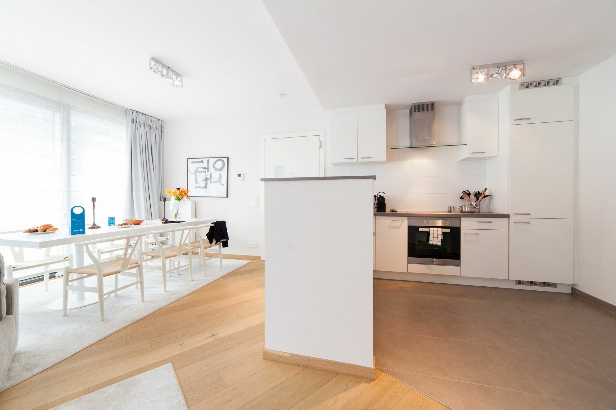 Sweet Inn Apartments - Madou Brussels Exterior photo