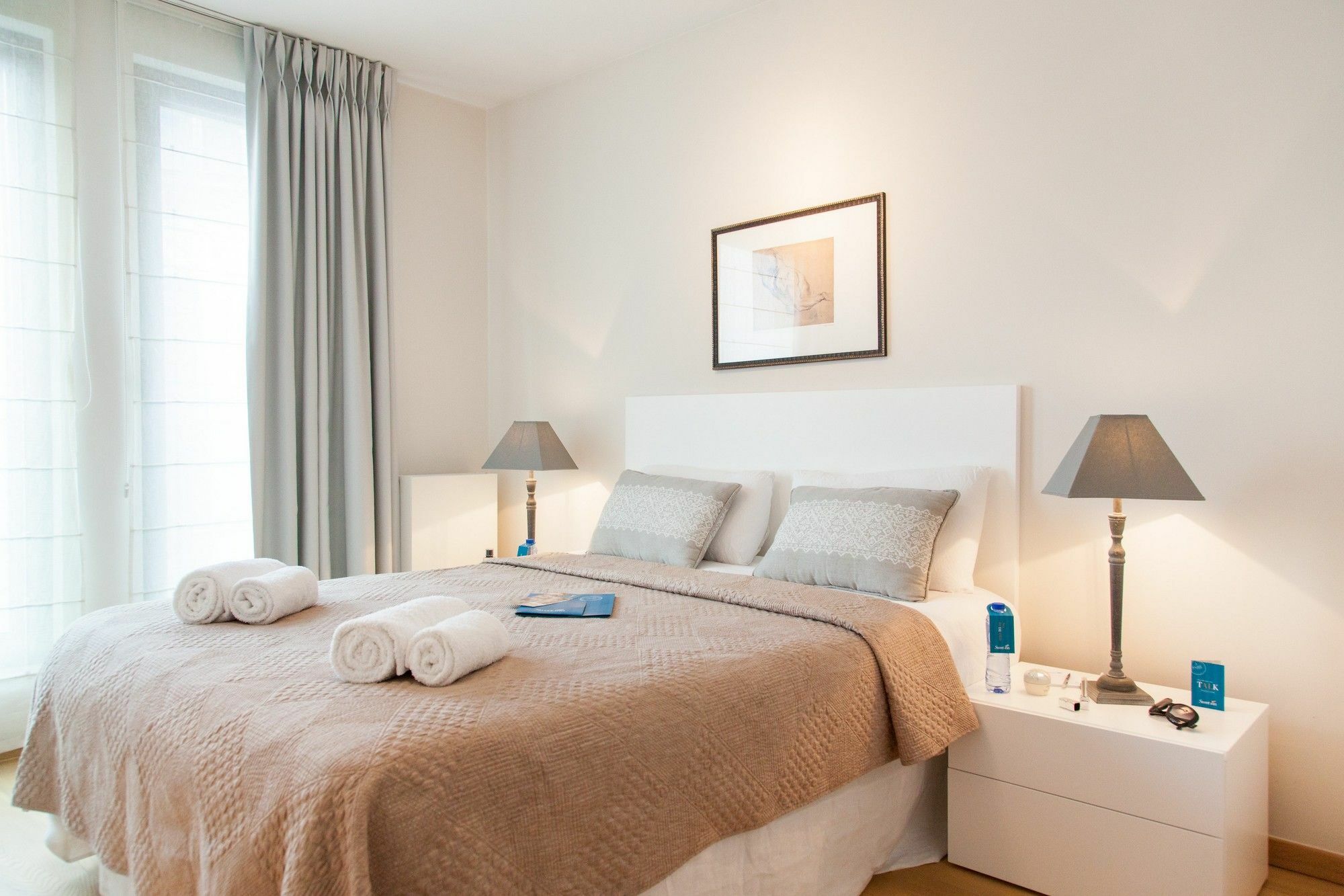 Sweet Inn Apartments - Madou Brussels Exterior photo