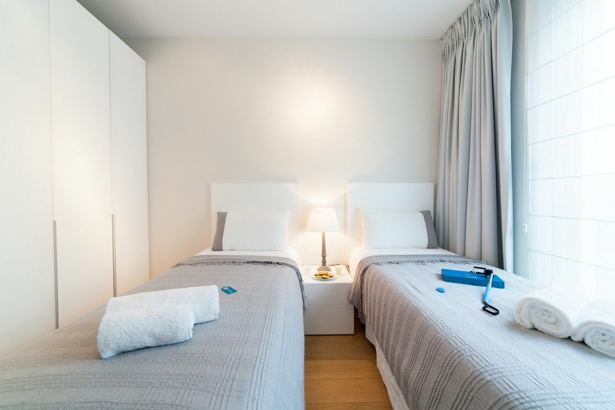 Sweet Inn Apartments - Madou Brussels Exterior photo